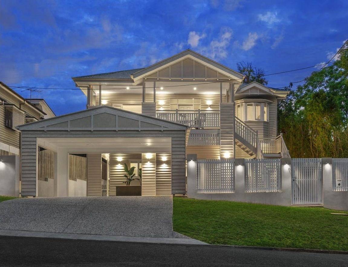 Picture of a large renovated Ashgrove house by specialist Ashgrove Buyers Agent Sam Price.